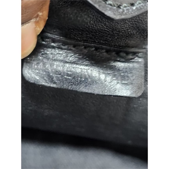 Authentic Prada Tessuto Messenger/Crossbody Bag Black - Picture 11 of 13